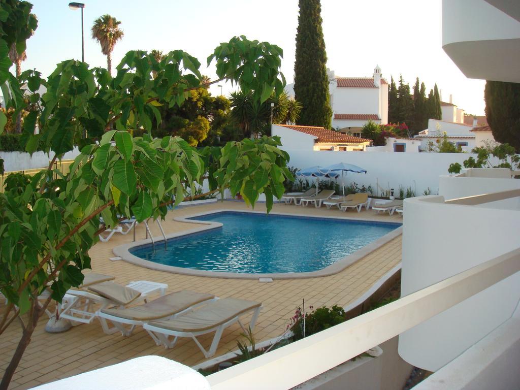 Apartamentos Sonybell Albufeira Zimmer foto